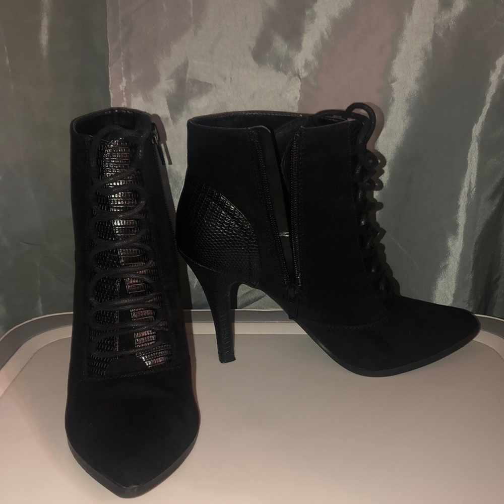 Mossimo booties